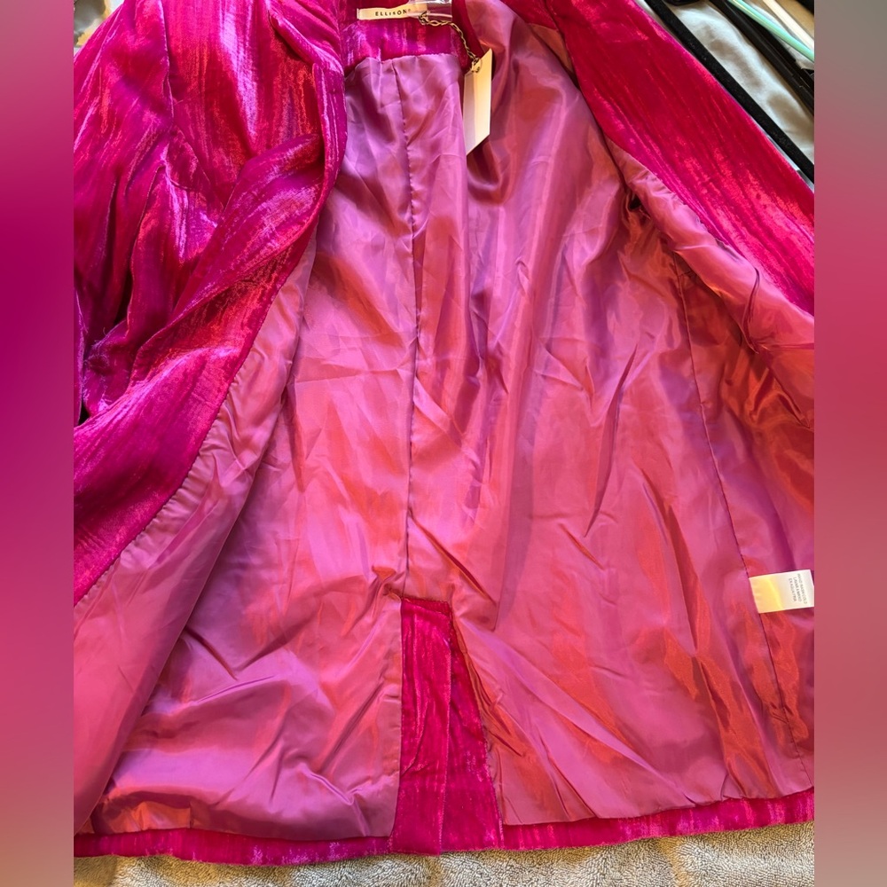 NWT Ellison Fuchsia Crushed Velvet Blazer - Picture 8 of 12
